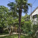 Casa Mediterrana Hébergement de vacances *